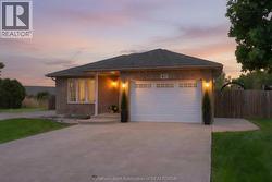 67 Azar AVENUE Tilbury, ON N0P 2L0