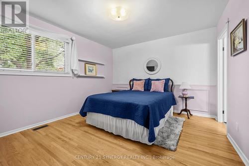 2201 Haig Drive, Ottawa, ON - Indoor Photo Showing Bedroom