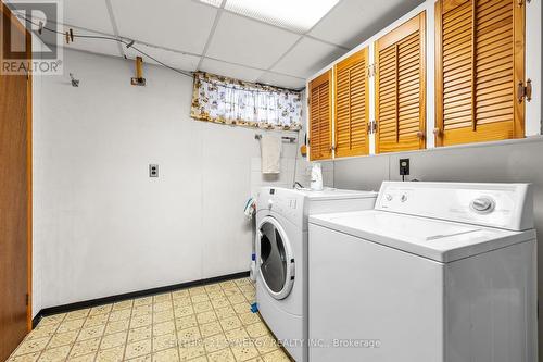 2201 Haig Drive, Ottawa, ON - Indoor Photo Showing Laundry Room