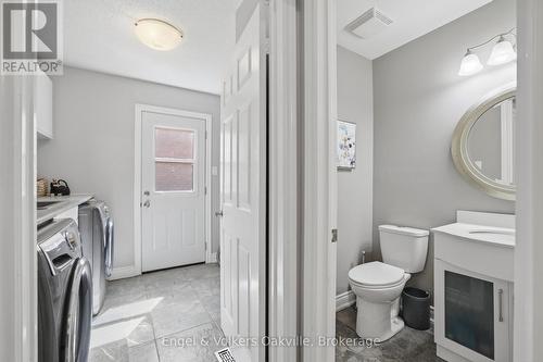 1245 Creekside Drive, Oakville (Wc Wedgewood Creek), ON 