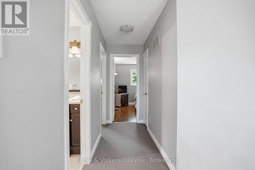 1245 Creekside Drive, Oakville (Wc Wedgewood Creek), ON 