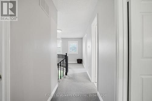1245 Creekside Drive, Oakville (Wc Wedgewood Creek), ON 