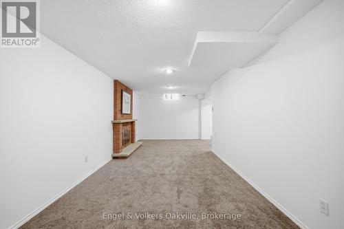 1245 Creekside Drive, Oakville (Wc Wedgewood Creek), ON 