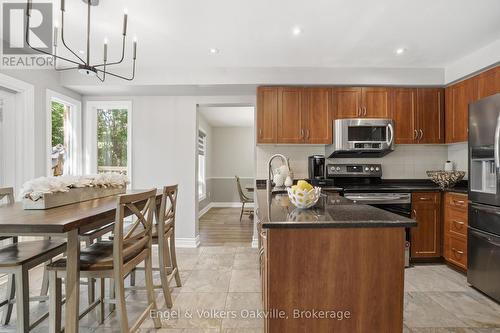 1245 Creekside Drive, Oakville (Wc Wedgewood Creek), ON 