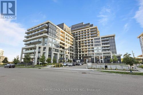 318 - 3200 WILLIAM COLTSON AVENUE  Oakville, ON L6H 7W8