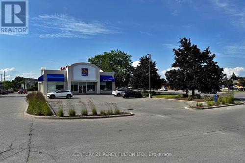 55 Chalmers Crescent, Ajax, ON 