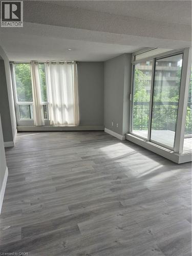 Empty room - 150 Charlton Avenue E Unit# 708, Hamilton, ON 