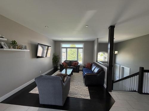 216 Cougar Crescent, Thunder Bay, ON 