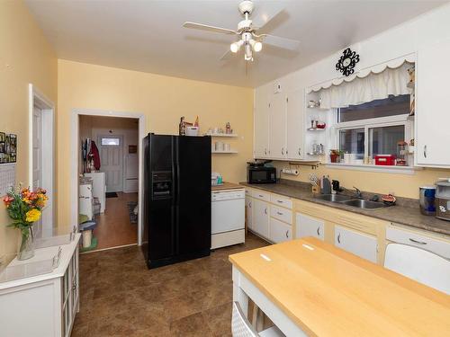 825 Alberta Street, Thunder Bay, ON 