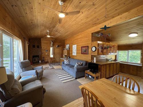 560 Little Trout Bay Rd., Neebing, ON 