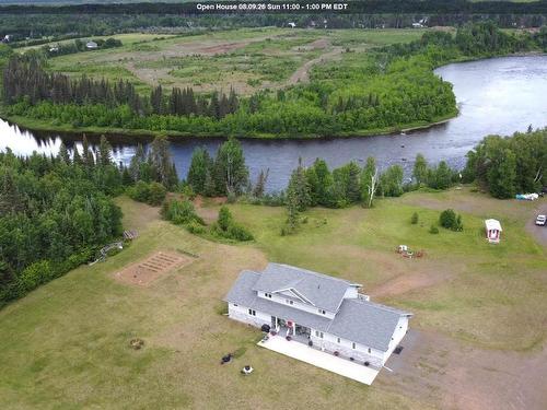 503 Highway 130  Rural Thunder Bay, ON P7J 0H4