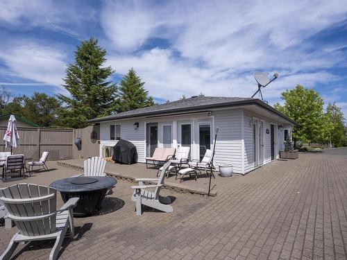 664 Memory Road, Neebing, ON - Outdoor With Deck Patio Veranda With Exterior