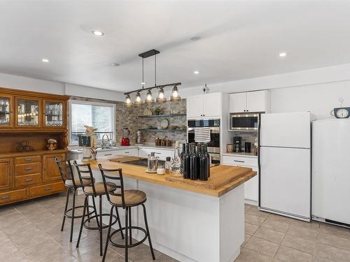 664 Memory Road, Neebing, ON - Indoor