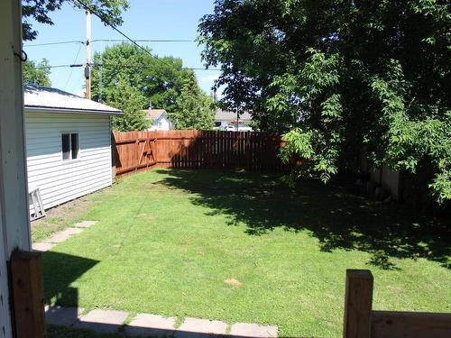 210 Fifth St, Rainy River, ON 