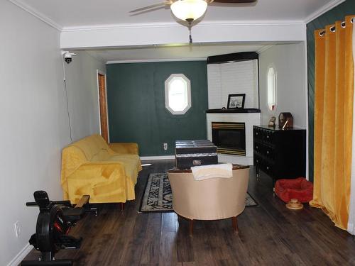 210 Fifth St, Rainy River, ON 