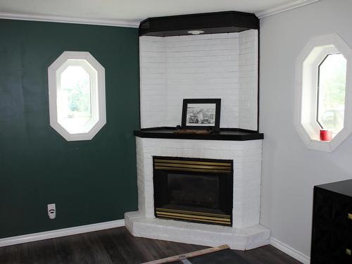 210 Fifth St, Rainy River, ON 