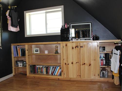 210 Fifth St, Rainy River, ON 
