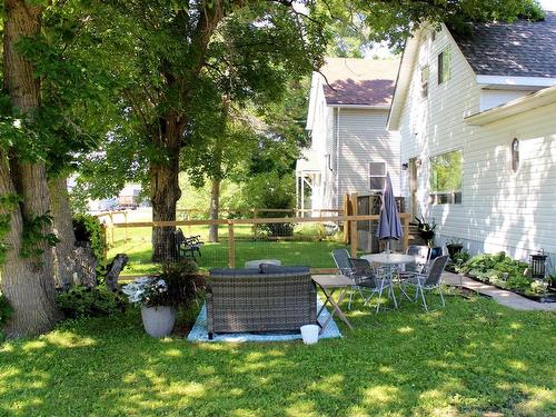 210 Fifth St, Rainy River, ON 