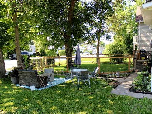 210 Fifth St, Rainy River, ON 