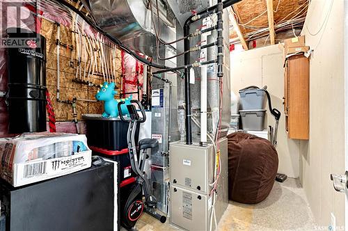 835 Lamarsh Lane, Saskatoon, SK 