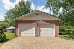 Garage - 