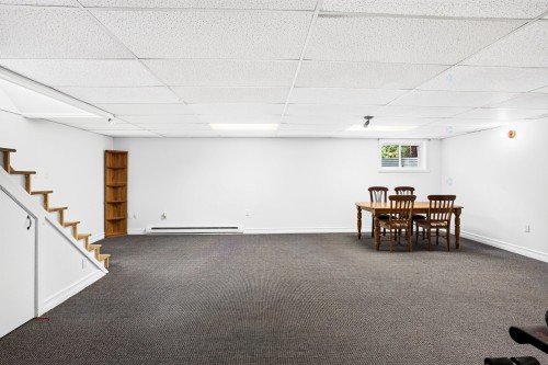 Salle familiale - 14259 Rue Robert, Mirabel, QC - Indoor
