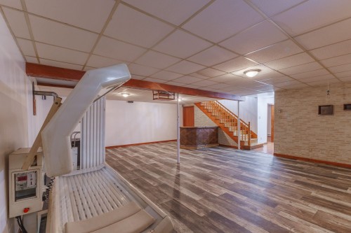 Salle familiale - 134 Route 235, Ange-Gardien, QC - Indoor Photo Showing Other Room