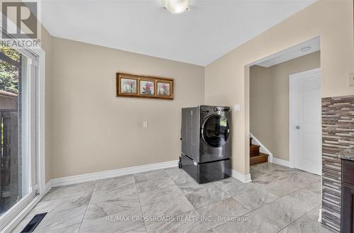 10 Gillbank Crescent S, Toronto, ON - Indoor Photo Showing Laundry Room