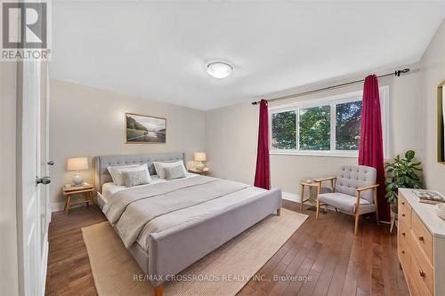 10 Gillbank Crescent S, Toronto, ON - Indoor Photo Showing Bedroom