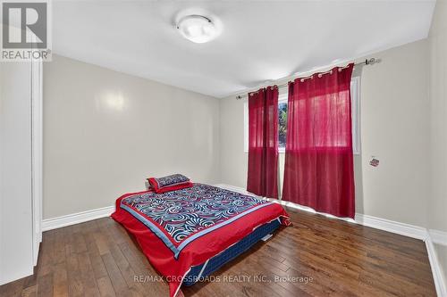 10 Gillbank Crescent S, Toronto, ON - Indoor Photo Showing Bedroom
