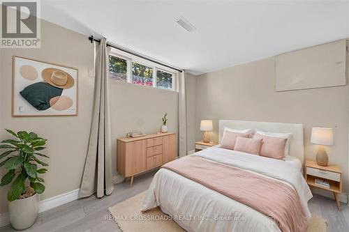 10 Gillbank Crescent S, Toronto, ON - Indoor Photo Showing Bedroom