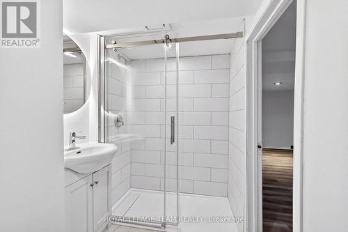 131 Acacia Avenue, Ottawa, ON 