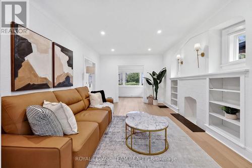 131 Acacia Avenue, Ottawa, ON 
