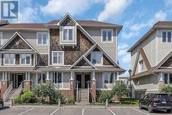 124 - 74 CROSBY PRIVATE Ottawa, ON K4A 0B8