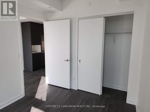 1106 - 185 Alberta Ave E, Toronto, ON 