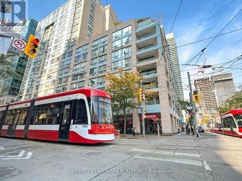805 - 92 KING STREET E  Toronto, ON M5H 1H1