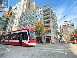 805 - 92 KING STREET E Toronto, ON M5H 1H1