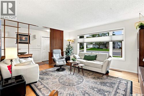 88 Sparling Crescent, Saskatoon, SK 
