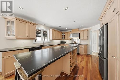 86 Ridge Road E, Grimsby, ON 