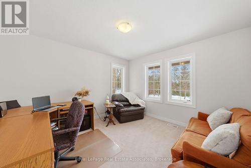 86 Ridge Road E, Grimsby, ON 