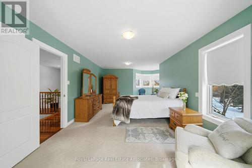 86 Ridge Road E, Grimsby, ON 
