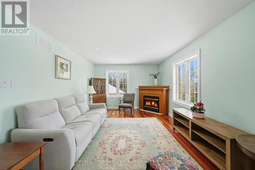 86 Ridge Road E, Grimsby, ON 