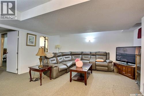 2122 Wascana Street, Regina, SK 