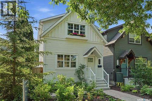 919A F AVENUE N  Saskatoon, SK S7L 1W7