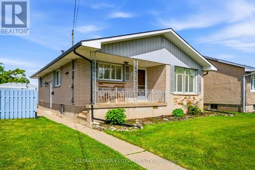 160 CLASSIC AVENUE  Welland (Lincoln/Crowland), ON L3B 1P7