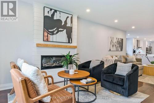 1829 Barsuda Drive, Mississauga, ON - Indoor Photo Showing Living Room With Fireplace