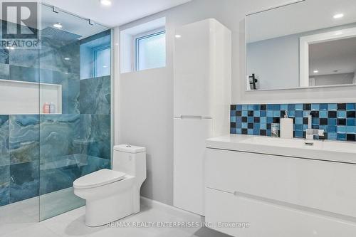 1829 Barsuda Drive, Mississauga, ON - Indoor Photo Showing Bathroom