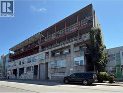 208 128 W 6TH AVENUE  Vancouver, BC V5Y 1K6