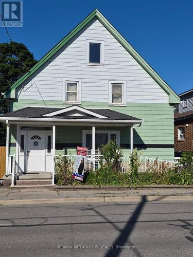 175 CELINA STREET  Oshawa, ON L1H 4N3