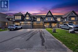 12 MASTERS CRESCENT Georgian Bay, ON L0K 1S0